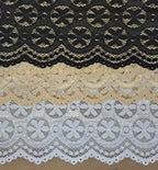 Stretch Lace Circles and Daisies White