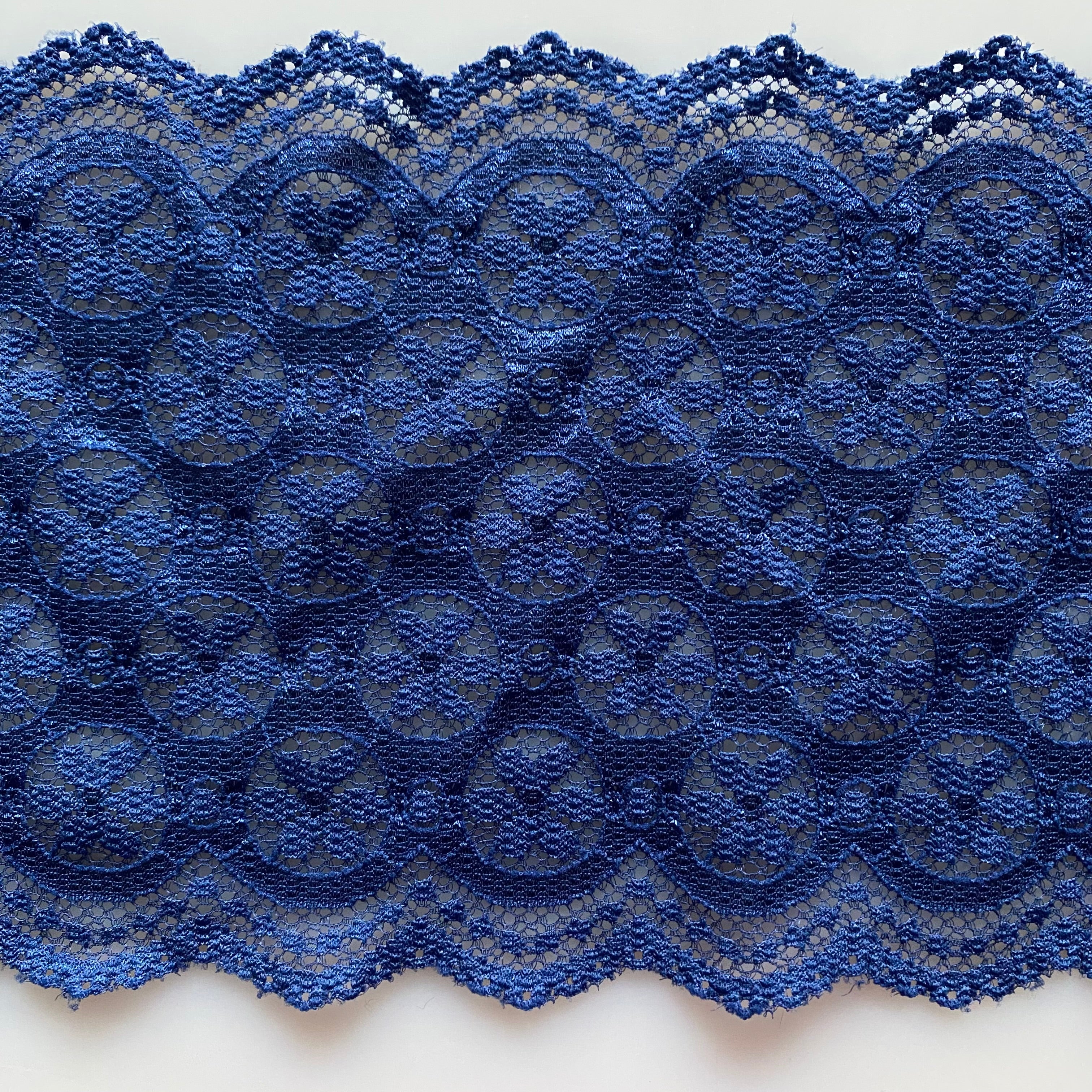 Stretch Lace Circles and Daisies Navy