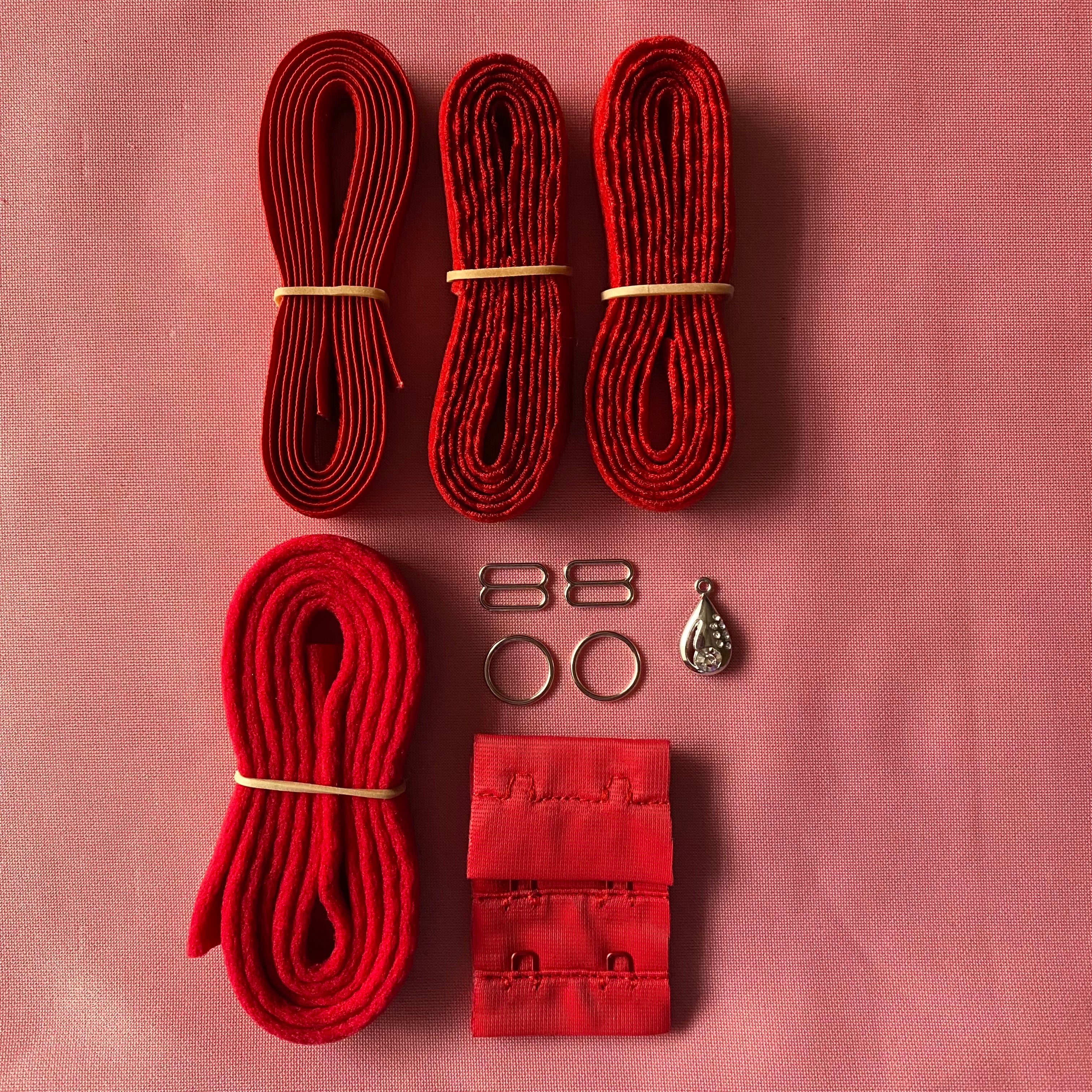 Findings Kit Red