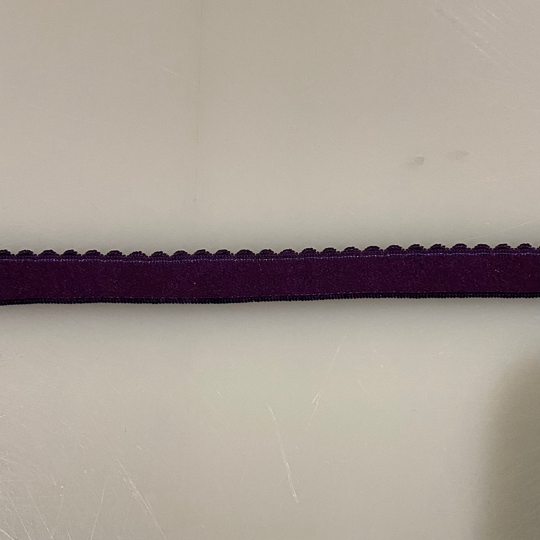 Scalloped Elastic