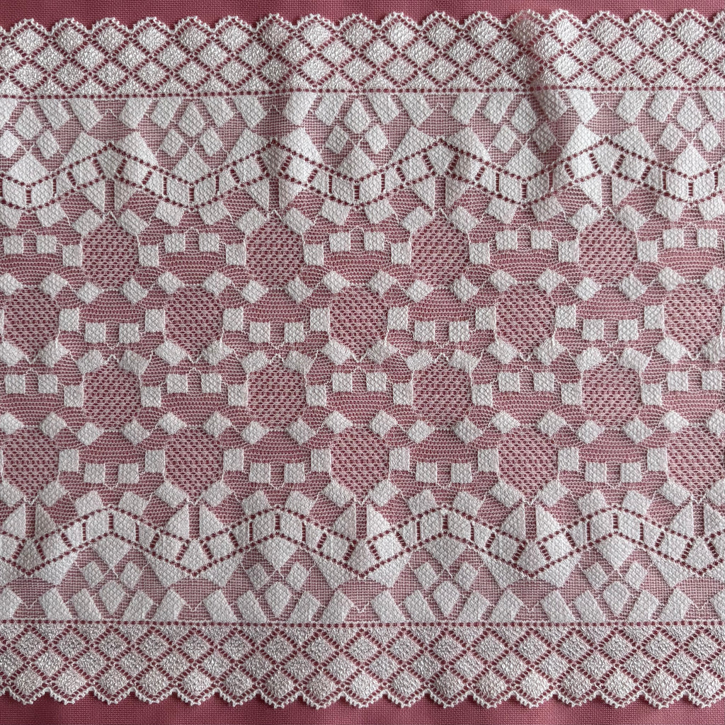 Stretch Lace Blocks White