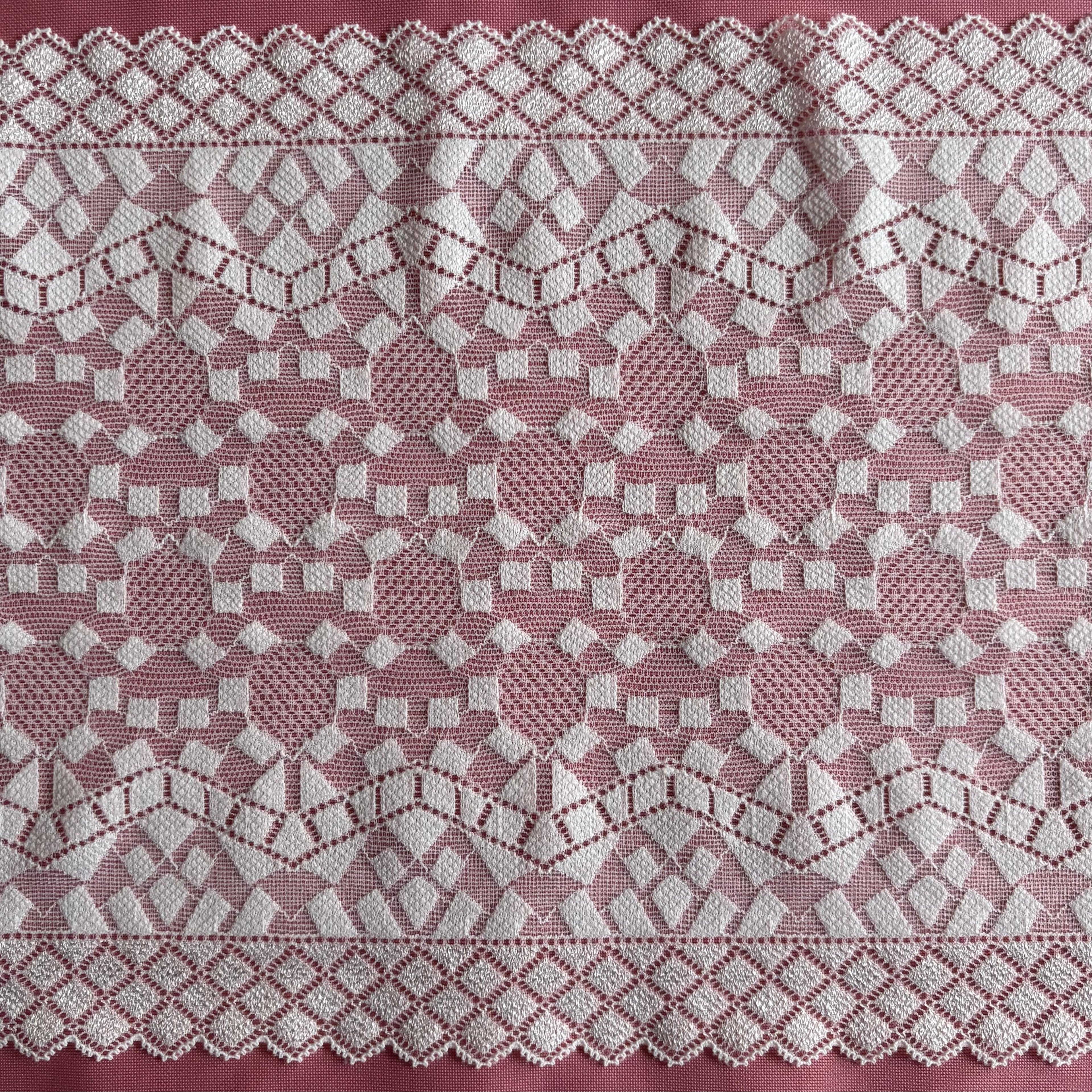 Stretch Lace Blocks White