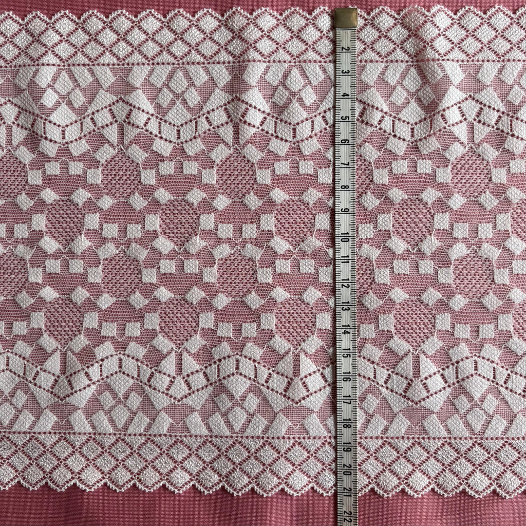Stretch Lace Blocks White