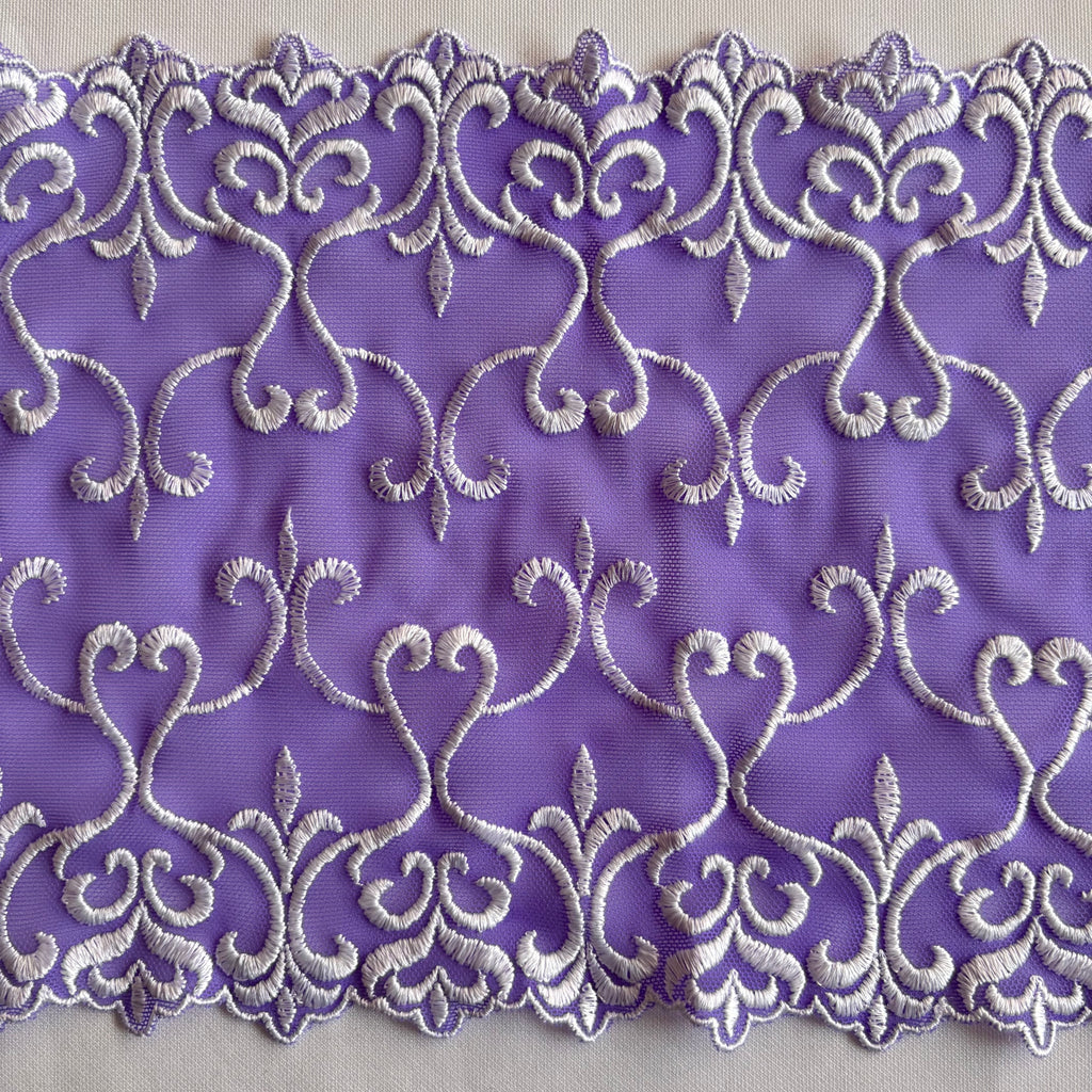 Stretch Lace Hearts White