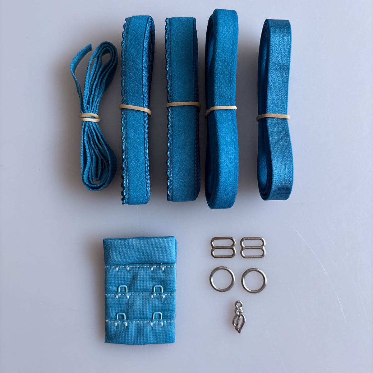 Findings Kit Classic Bra