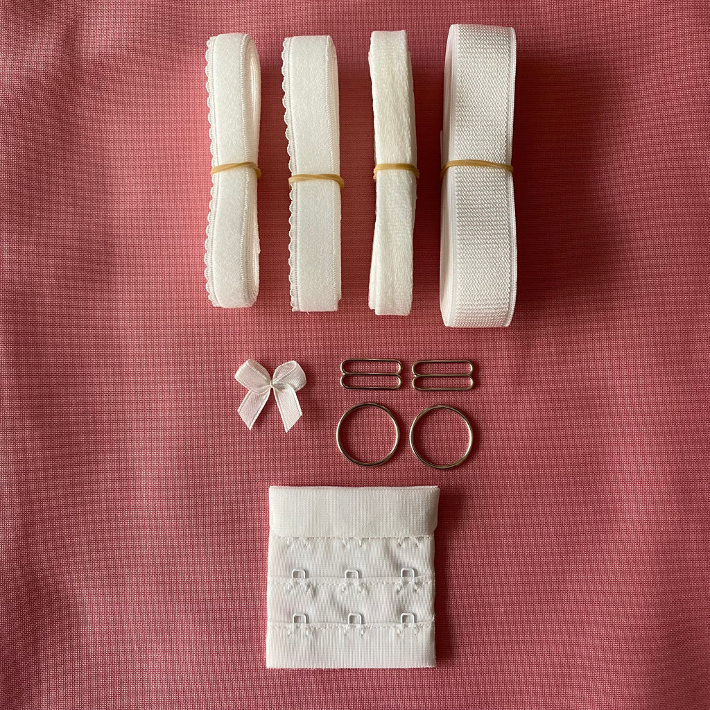 Findings Kit White